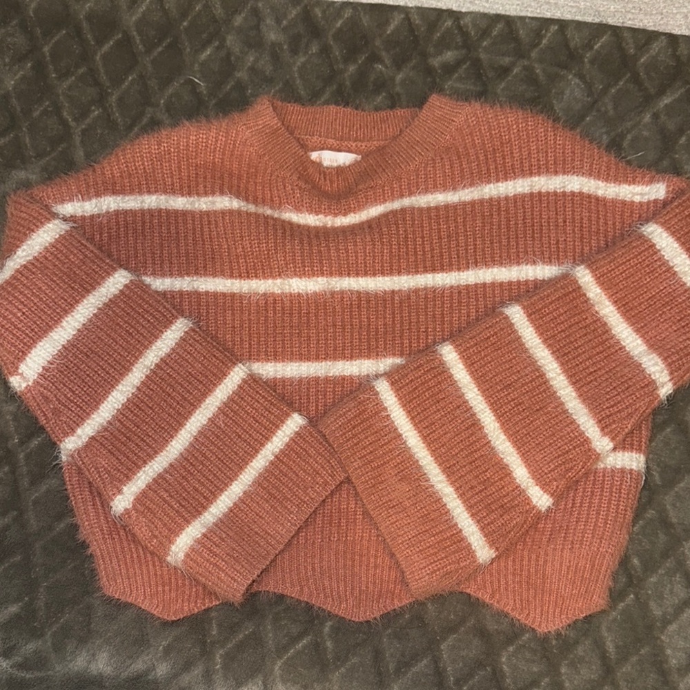 Gianni Bini Brown and Cream Sweater with Striped Pattern and Cozy Knit
